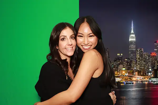 <div style="text-align: center">Chromakey Experience</div>