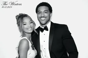 black-and-white-glam-carousel-01