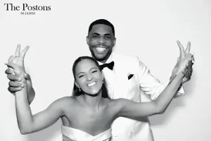 black-and-white-glam-carousel-09