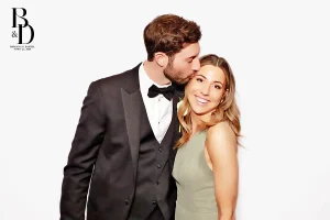 brianna-daniel-beauty-booth-wedding-img_0013