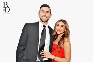 brianna-daniel-beauty-booth-wedding-img_0032