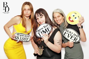 brianna-daniel-beauty-booth-wedding-img_0038