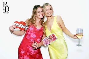 brianna-daniel-beauty-booth-wedding-img_0039