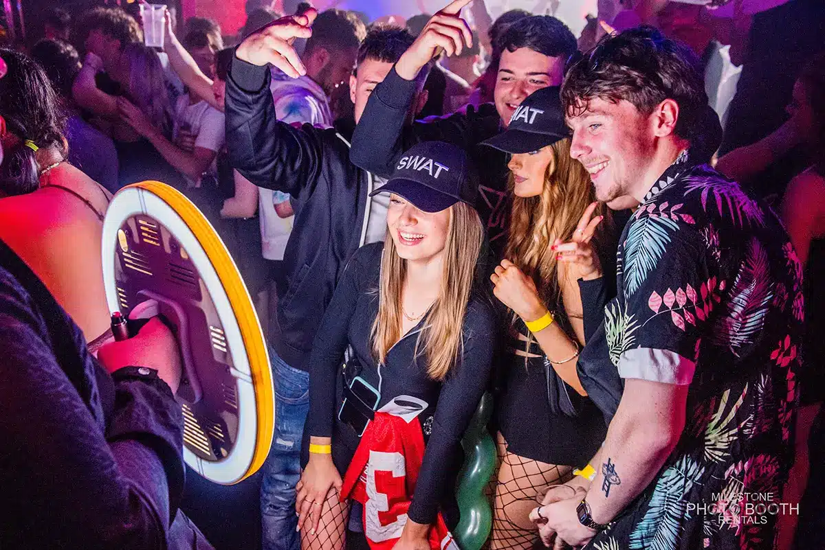 party-roaming-photo-booth-rental-home-page-carousel-1